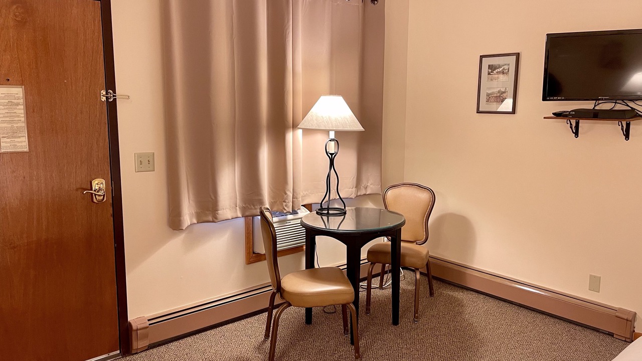 Photo of Bedroom in Deadwood