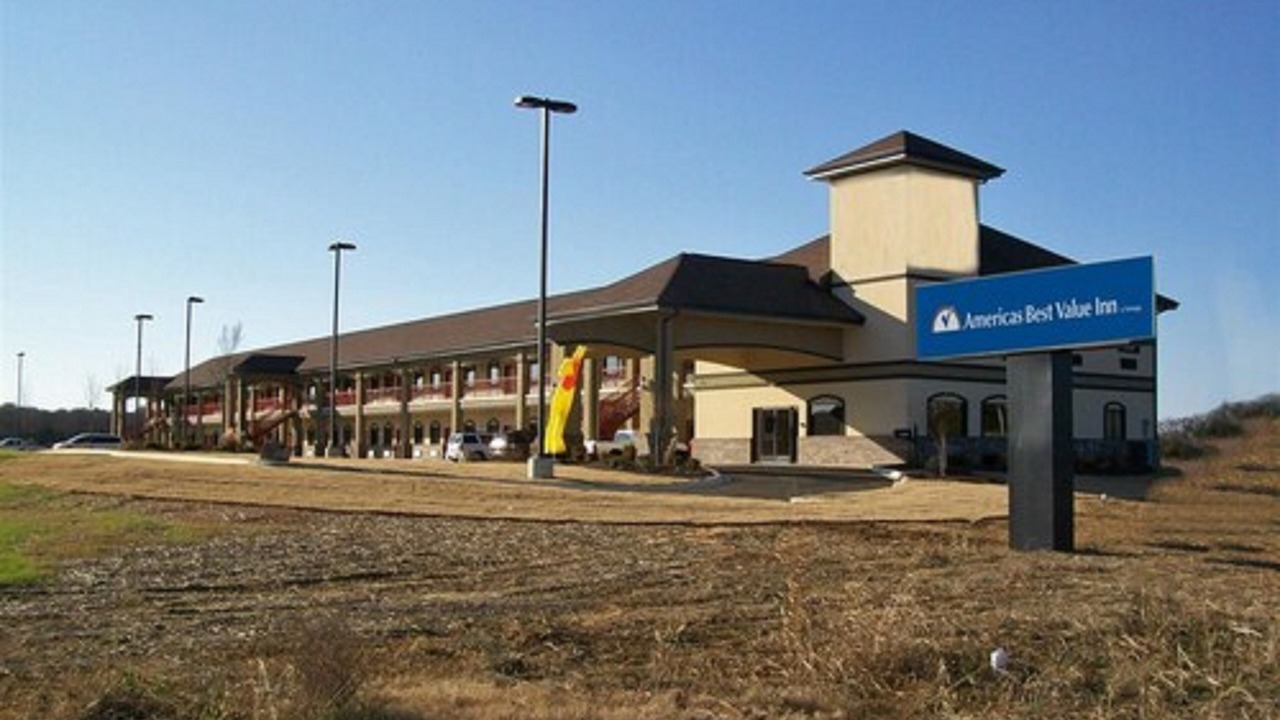 Photo of Outdoor in Tupelo