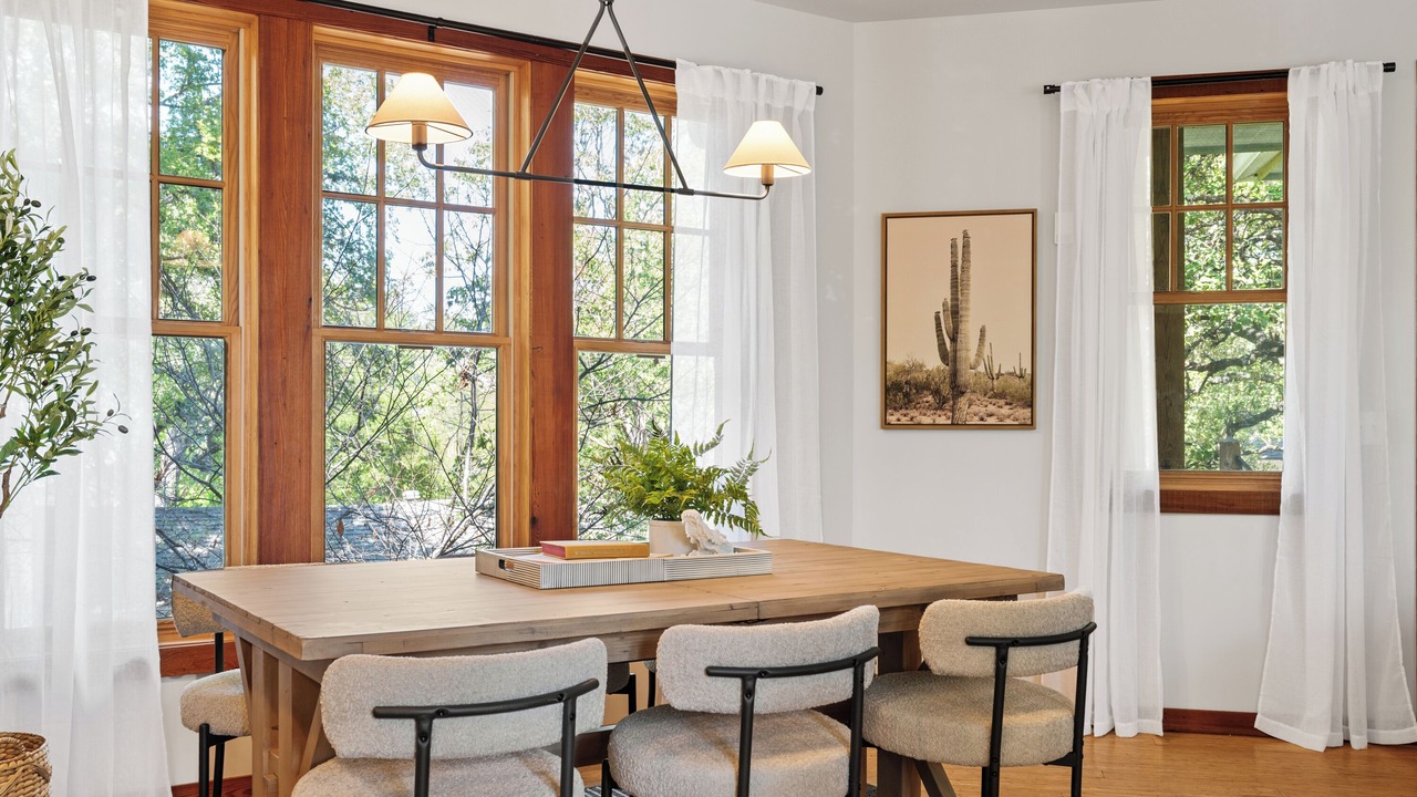 Photo of Livingroom in Travis Heights