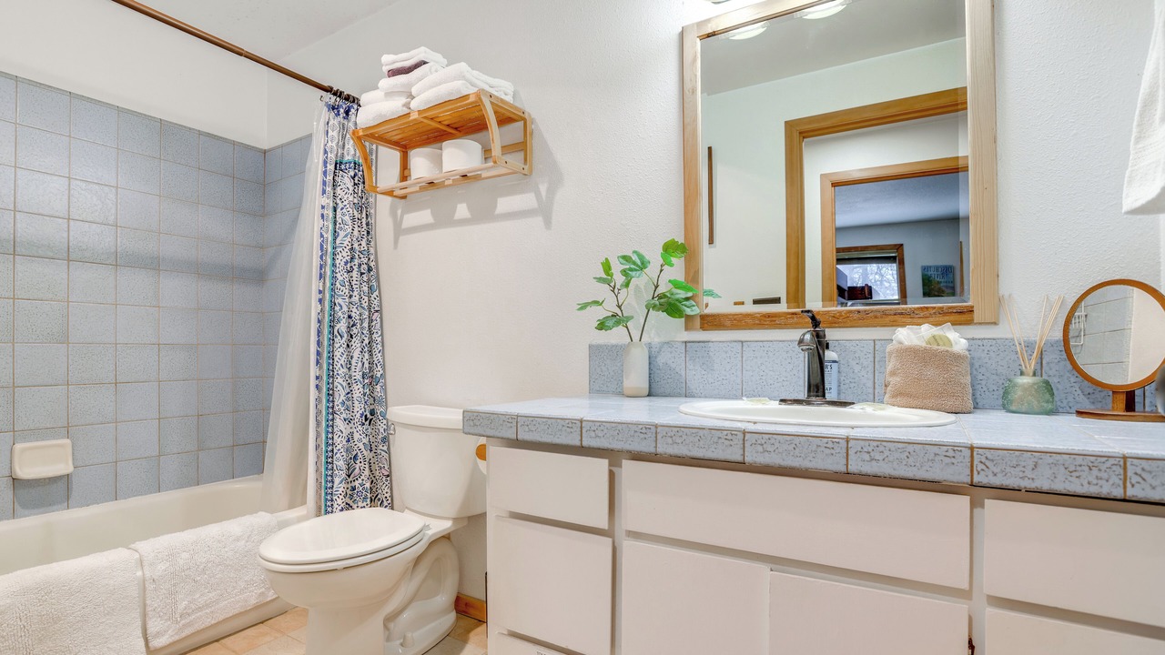 Photo of Bathroom in Deschutes River Woods