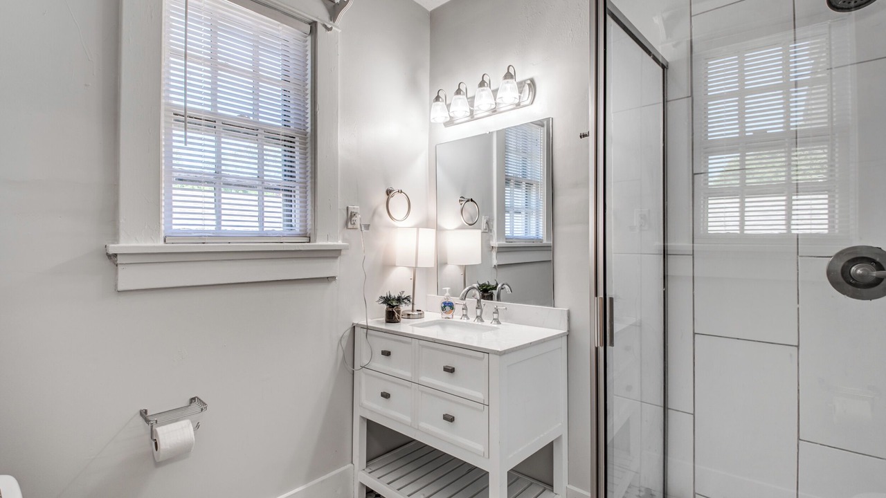 Photo of Bathroom in Vollintine-Evergreen