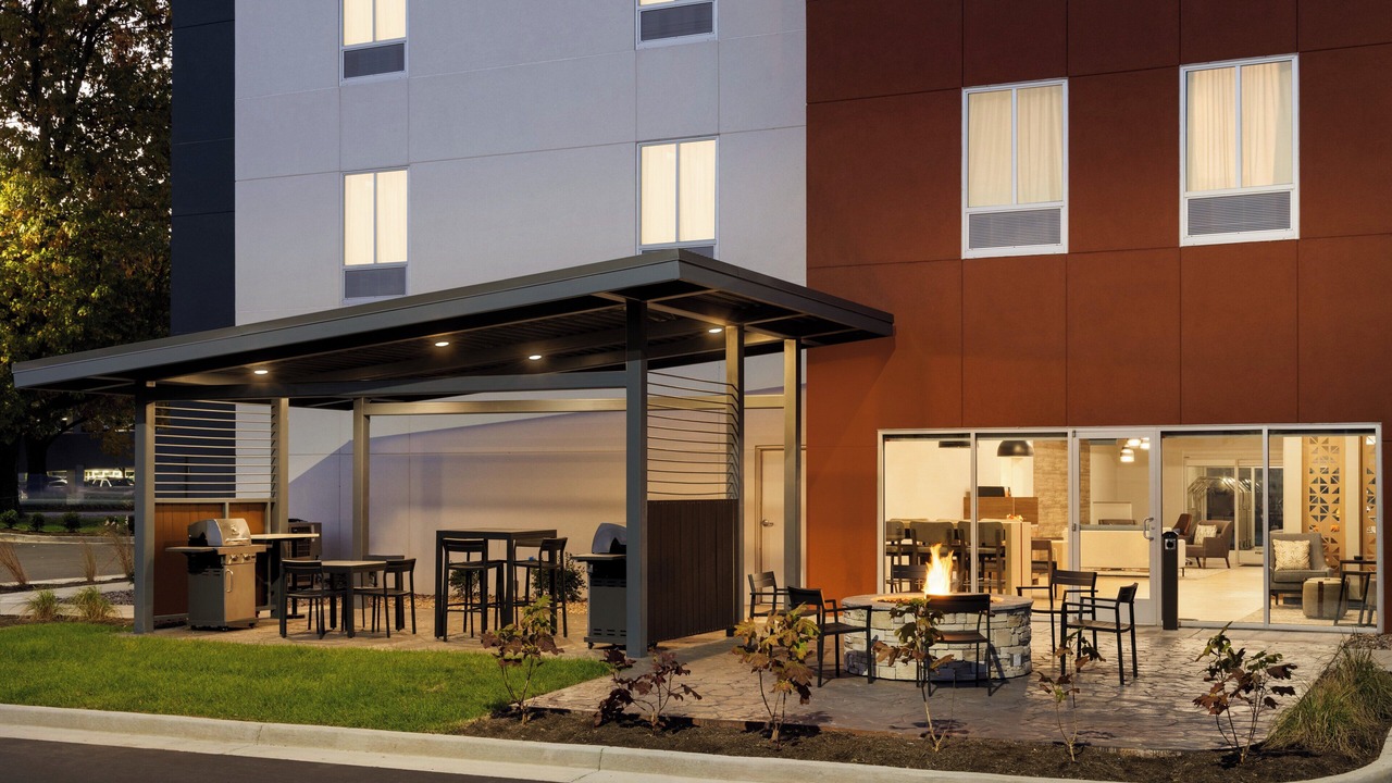 Photo of Outdoor in Orange
