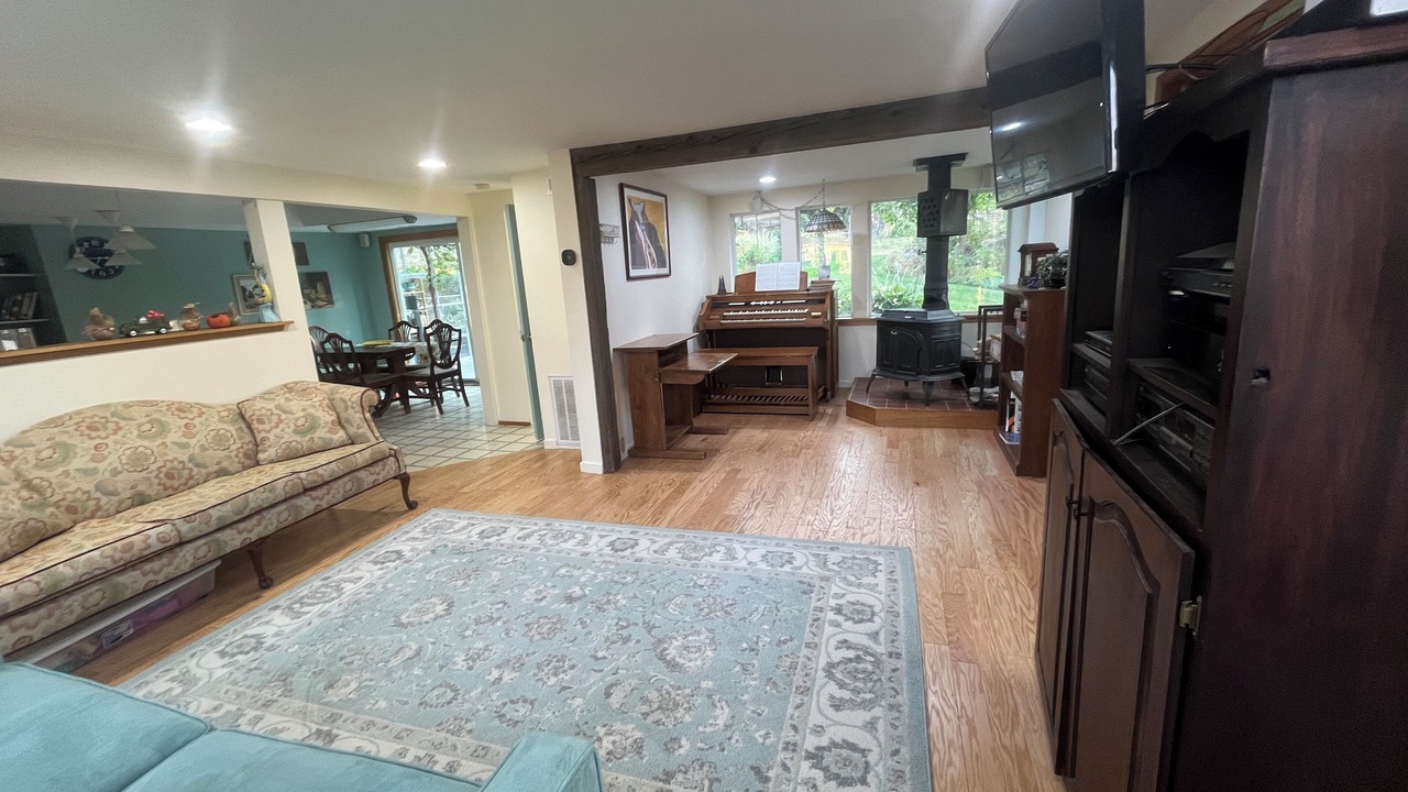 Photo of Livingroom in Albion