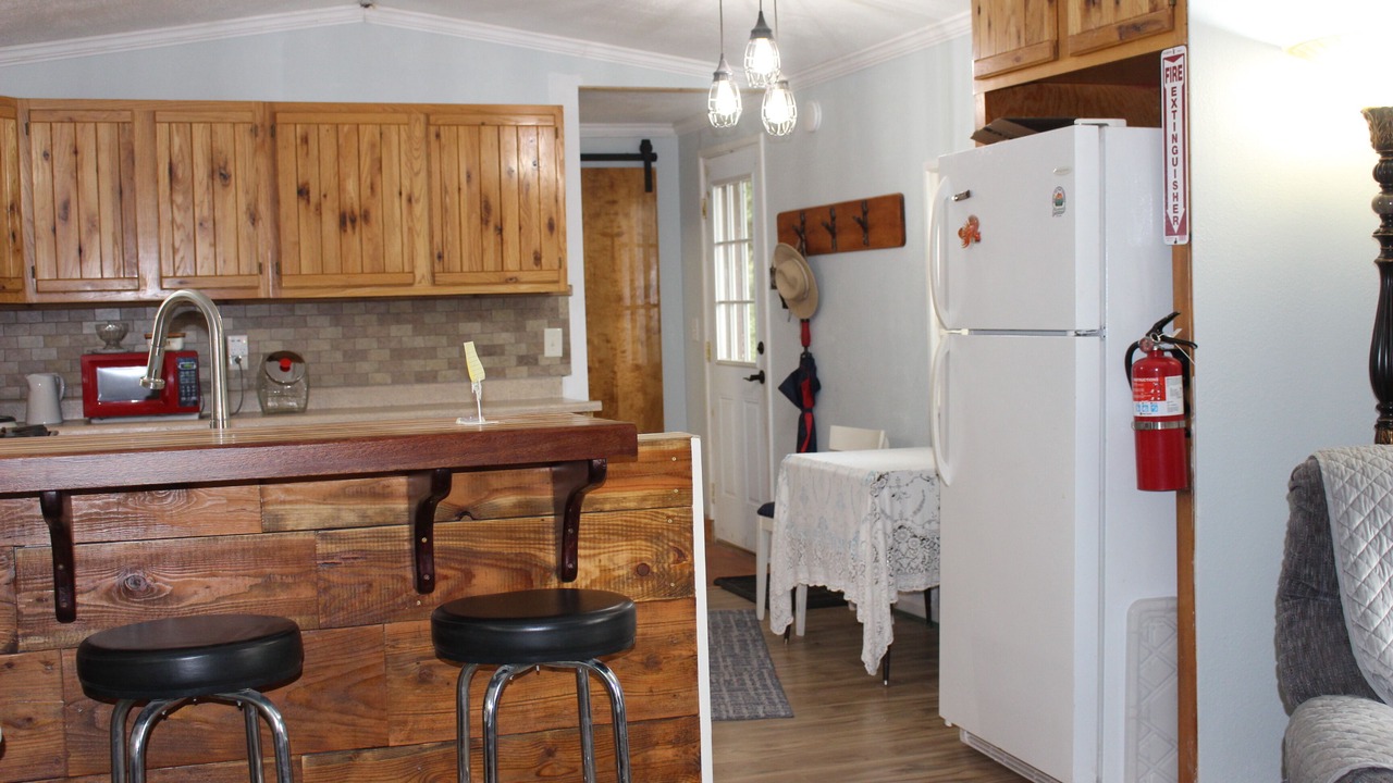 Photo of Kitchen in White Sulphur Springs