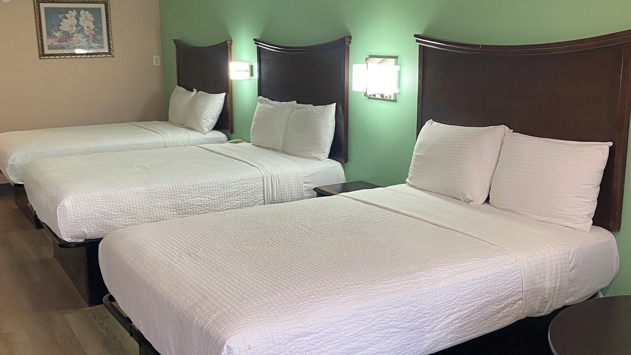 Photo of Bedroom in Lake City