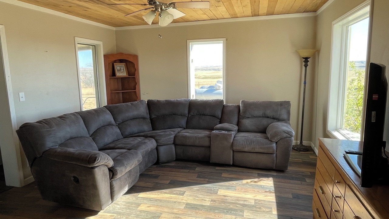 Photo of Livingroom in Raymond