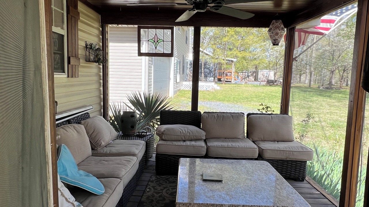 Photo of Patio Balcony in Troy
