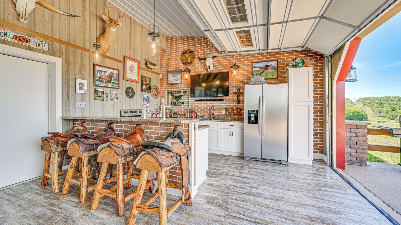 Photo of Kitchen in Falls of Rough