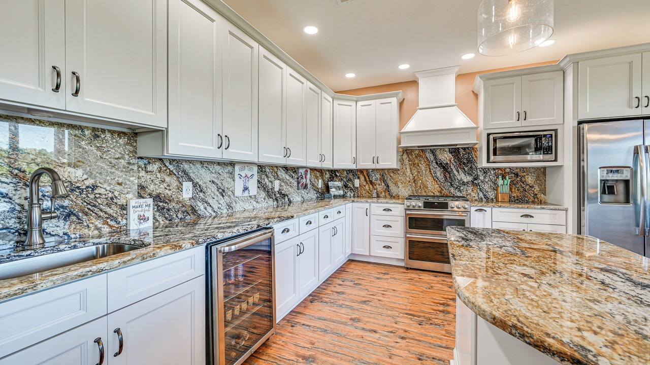 Photo of Kitchen in Falls of Rough