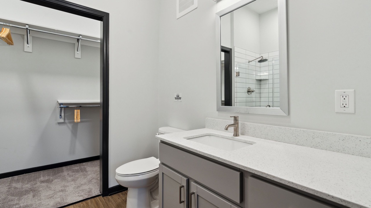 Photo of Bathroom in Lockerbie Square
