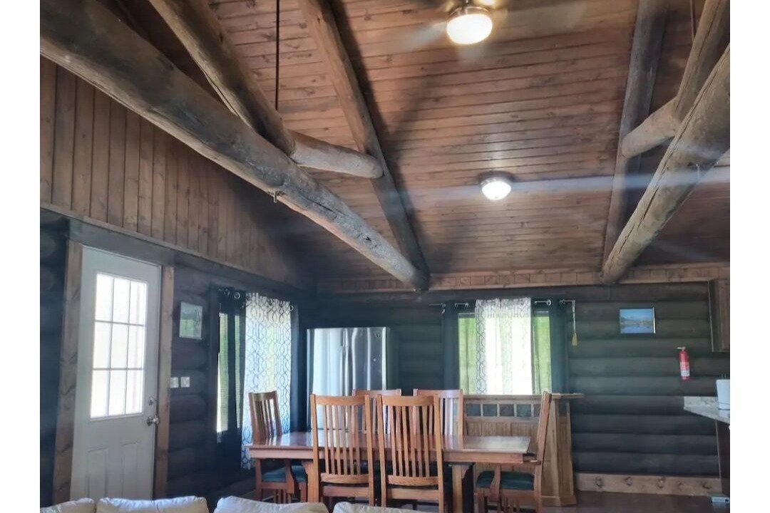 Photo of Livingroom in Fishtail