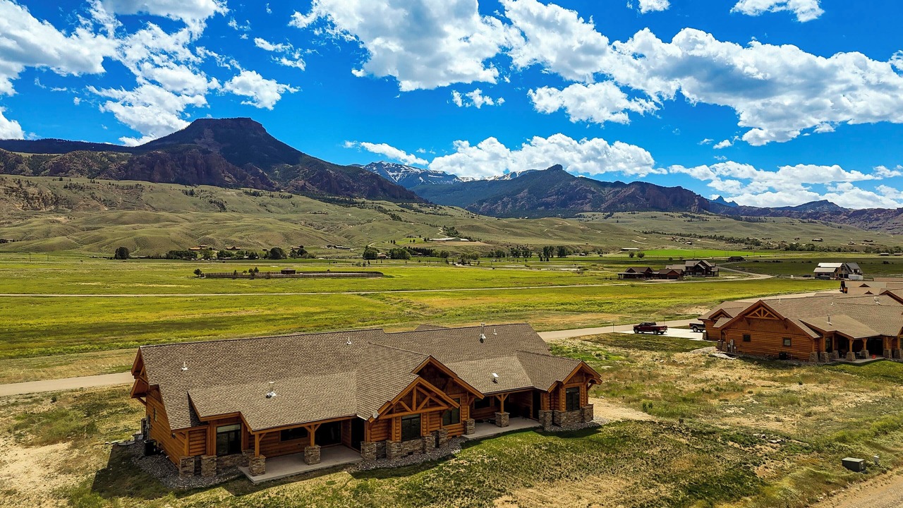 Photo of Outdoor in Wapiti