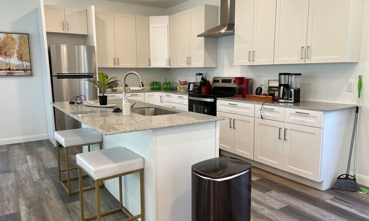 Photo of Kitchen in Ponderosa - Wingate