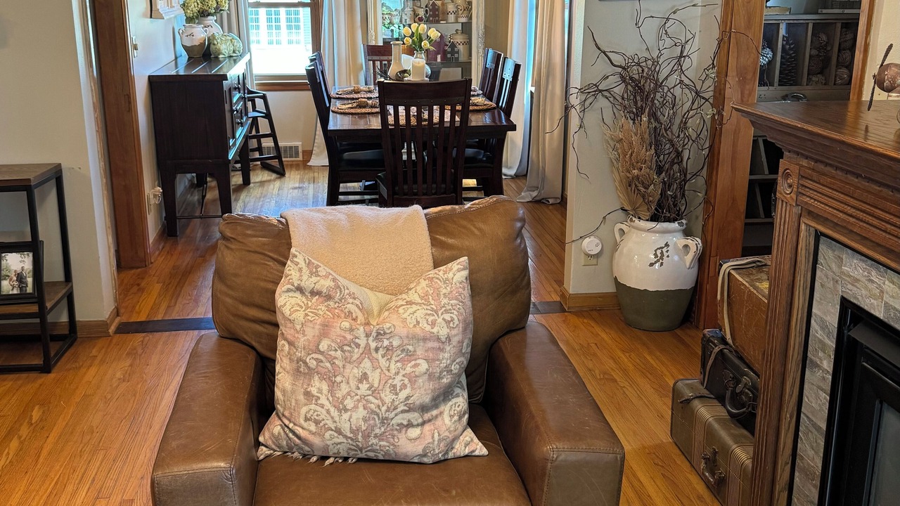 Photo of Livingroom in Grundy Center
