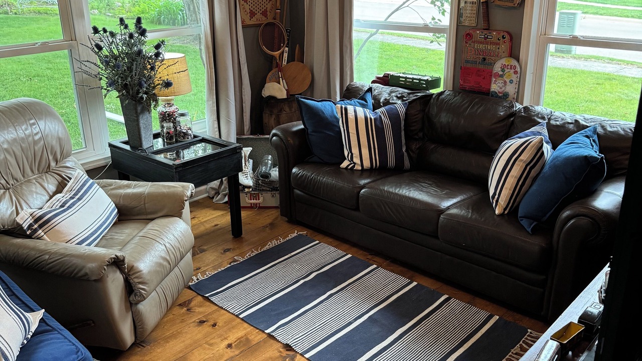 Photo of Livingroom in Grundy Center