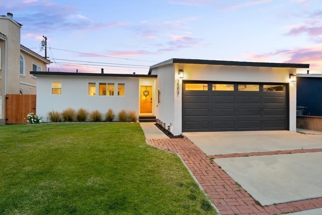 Photo of Outdoor in Torrance