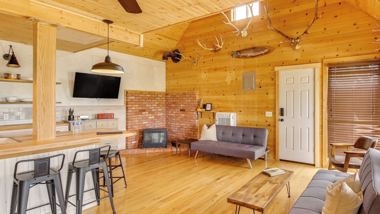 Photo of Livingroom in Glendo
