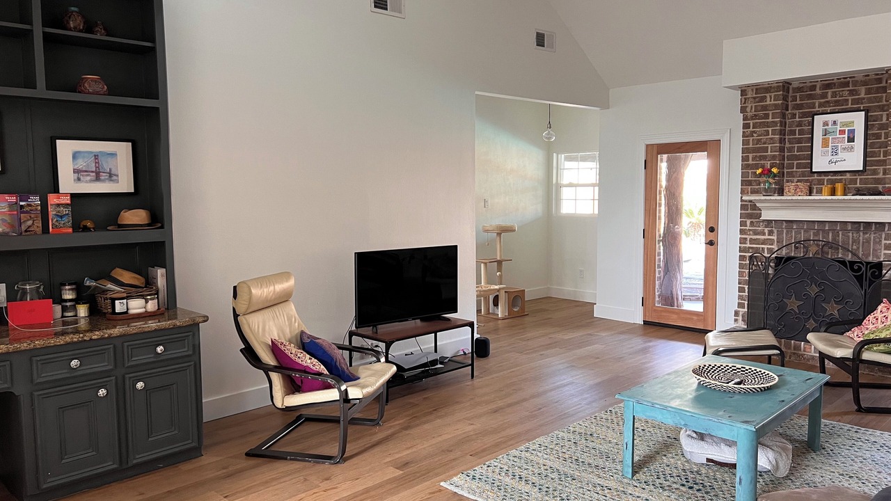 Photo of Livingroom in George Bush Park/Eldridge