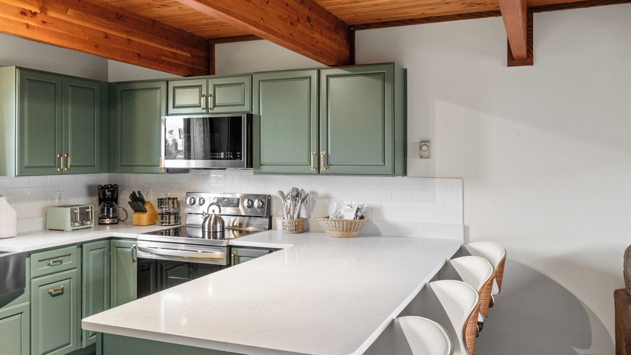 Photo of Kitchen in West Yellowstone