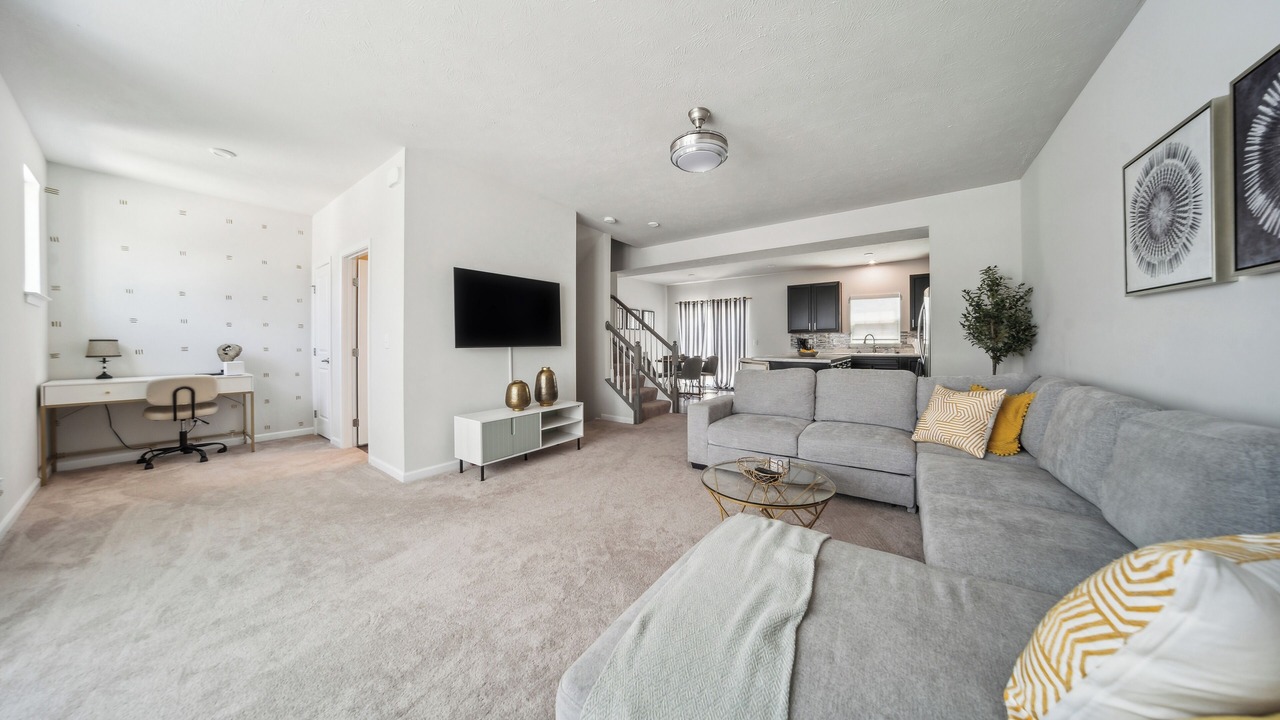 Photo of Livingroom in Willoughby