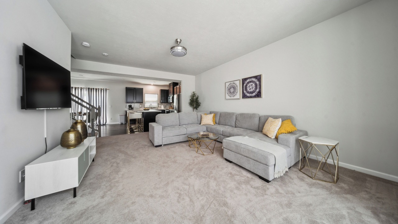 Photo of Livingroom in Willoughby