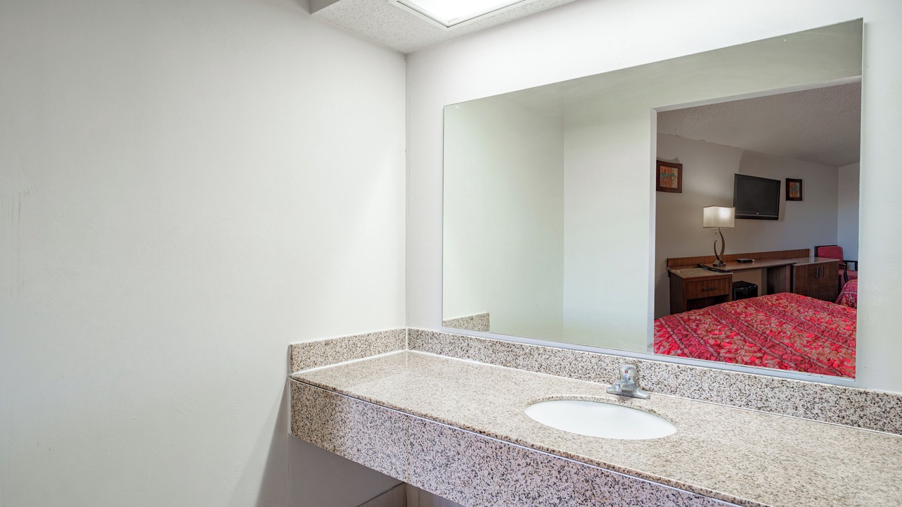 Photo of Bathroom in Walterboro - St. George