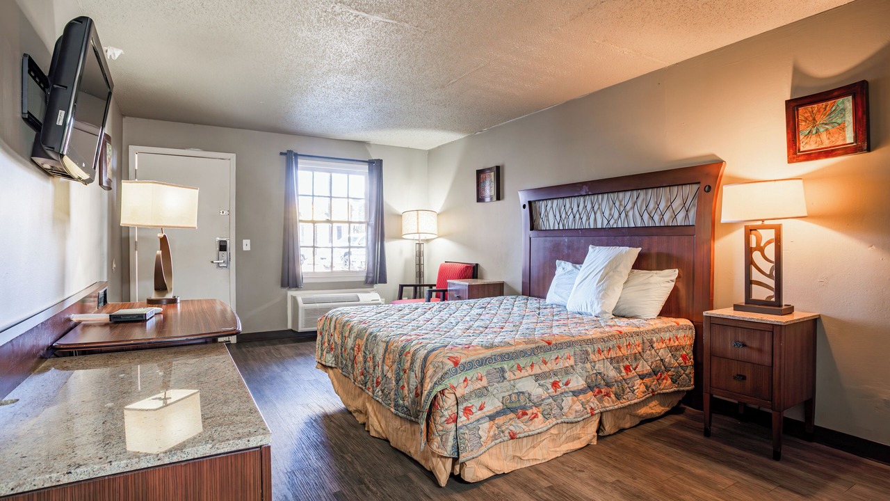 Photo of Bedroom in Walterboro - St. George