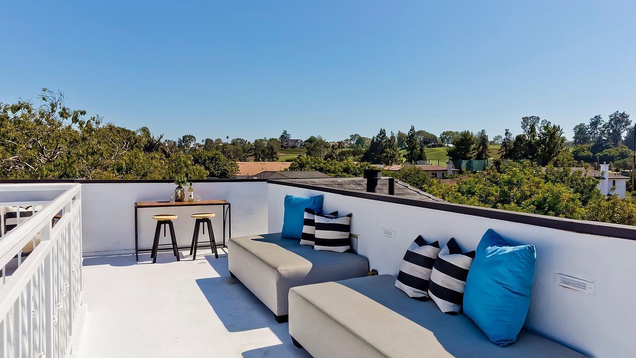Photo of Outdoor in Beverlywood