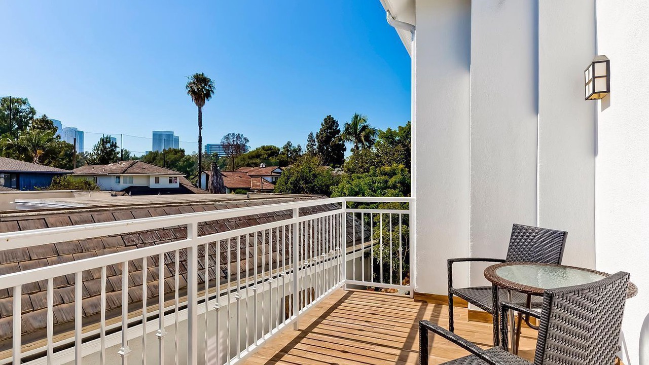 Photo of Outdoor in Beverlywood
