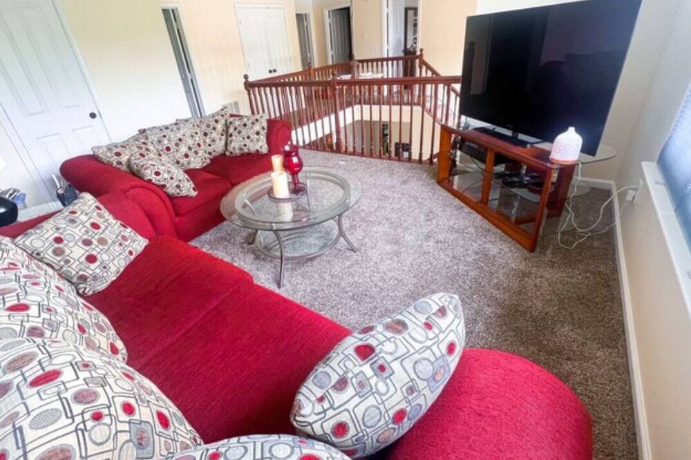 Photo of Livingroom in Maxwell