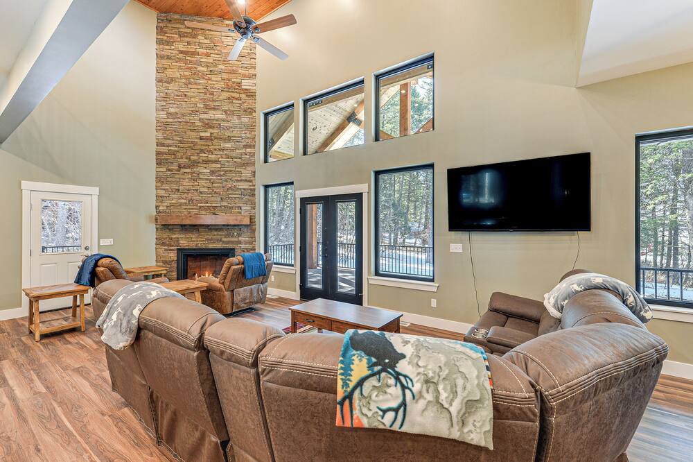 Photo of Livingroom in Star Valley Ranch