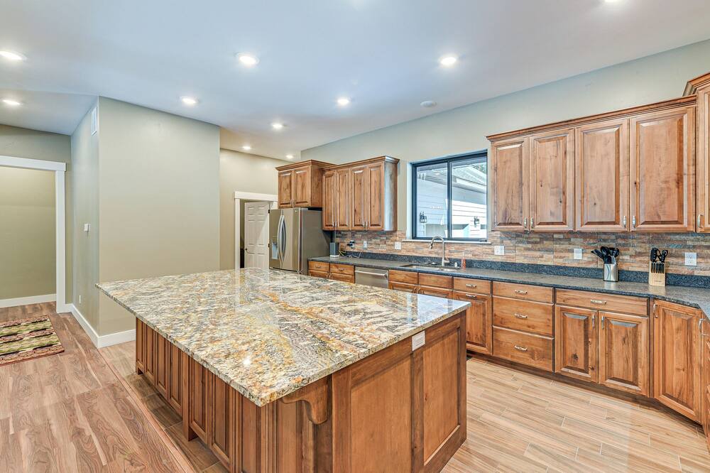Photo of Kitchen in Star Valley Ranch