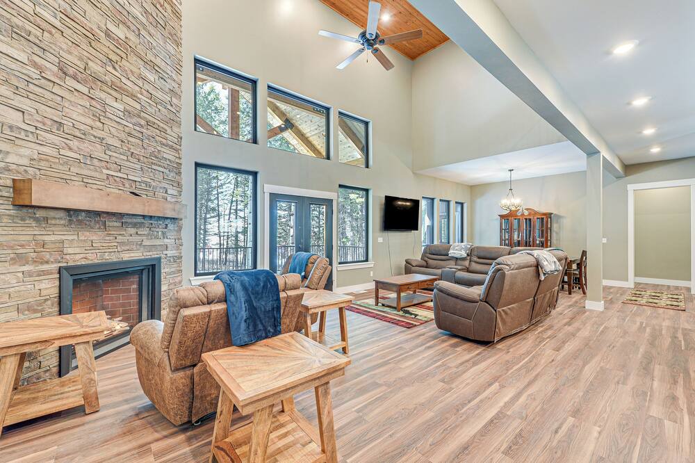 Photo of Livingroom in Star Valley Ranch