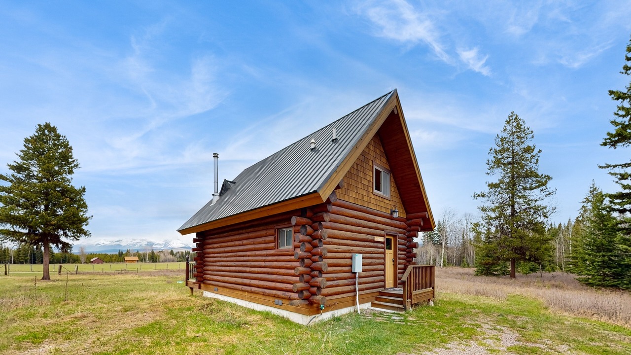 Photo of Outdoor in Polebridge