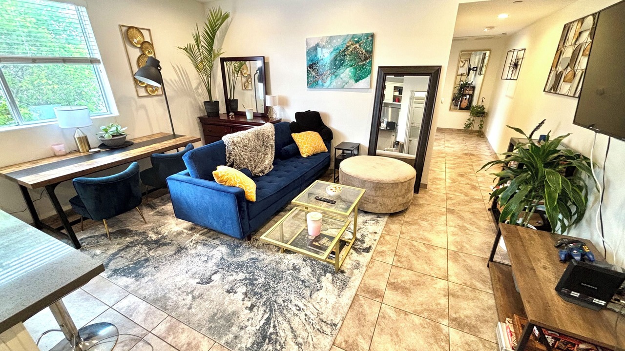 Photo of Livingroom in East Hollywood