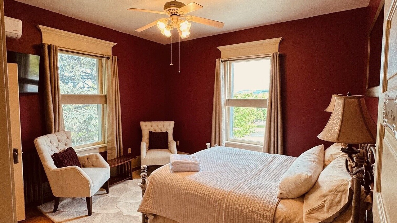 Photo of Bedroom in Farviews - Pattee Canyon
