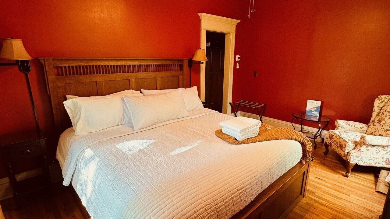 Photo of Bedroom in Farviews - Pattee Canyon