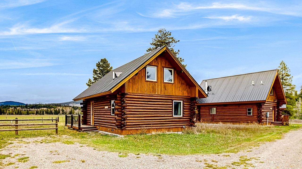 Photo of Outdoor in Polebridge