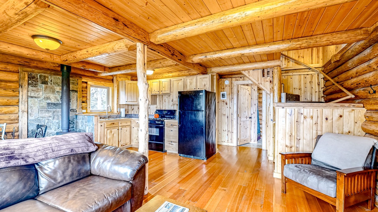 Photo of Livingroom in Polebridge