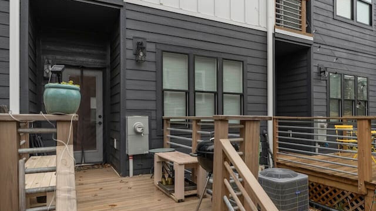 Photo of Outdoor in Plaza Midwood