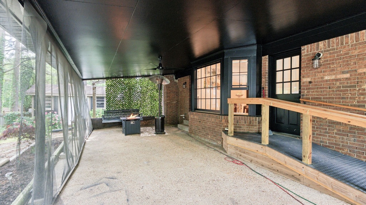 Photo of Outdoor in Ellendale