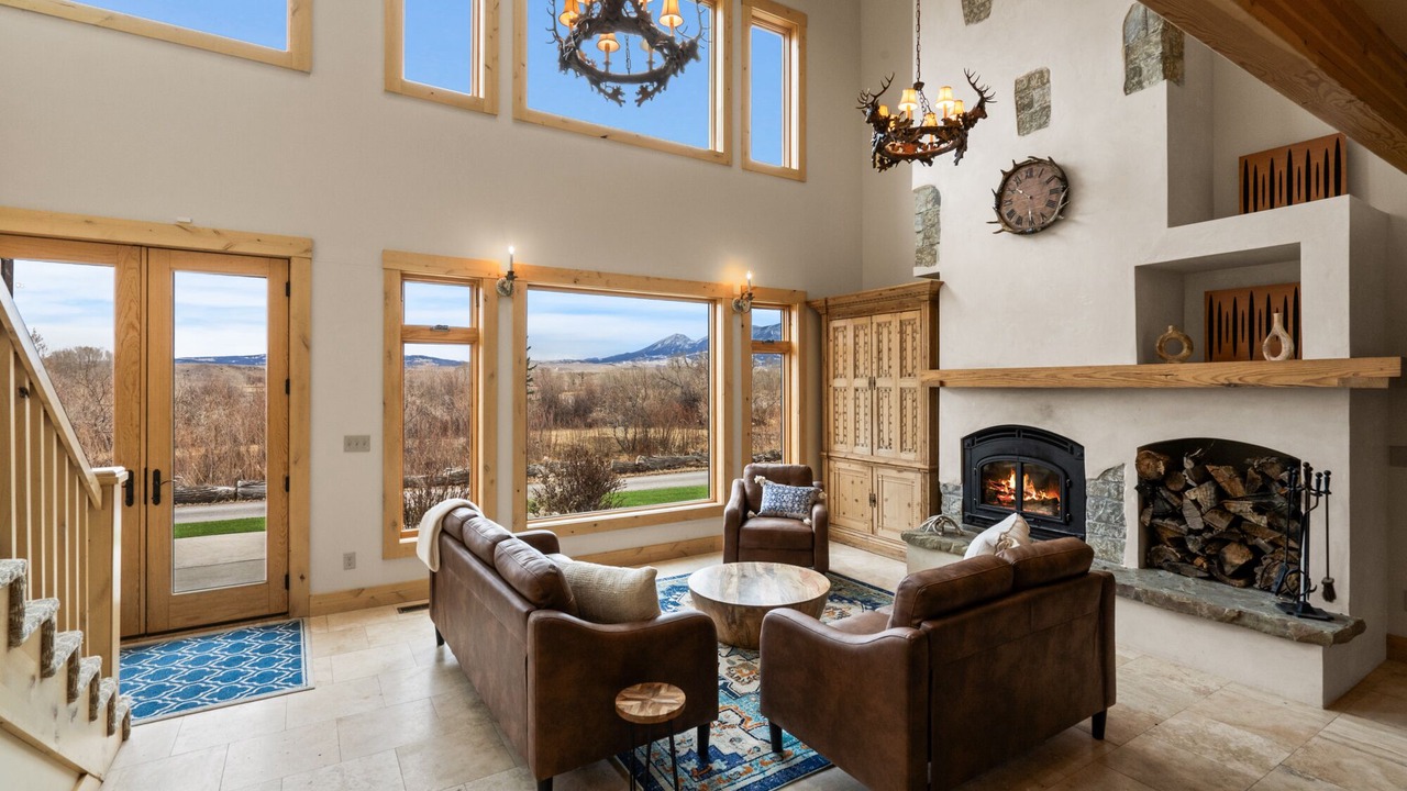 Photo of Livingroom in Livingston