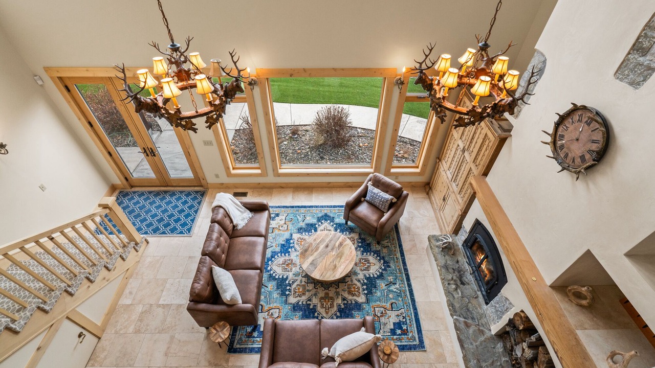 Photo of Livingroom in Livingston