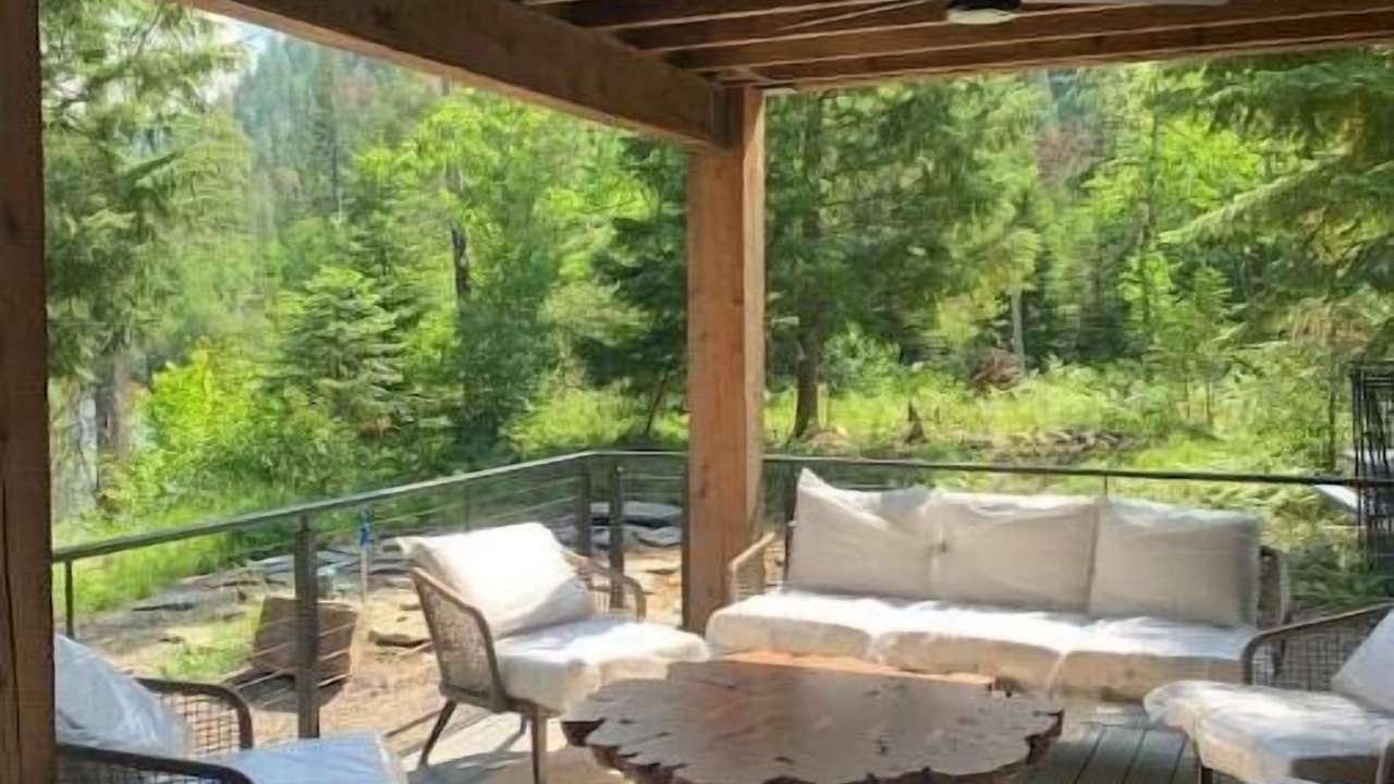 Photo of Patio Balcony in Noxon