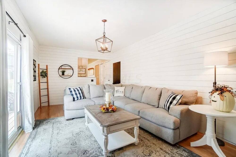 Photo of Livingroom in Powell