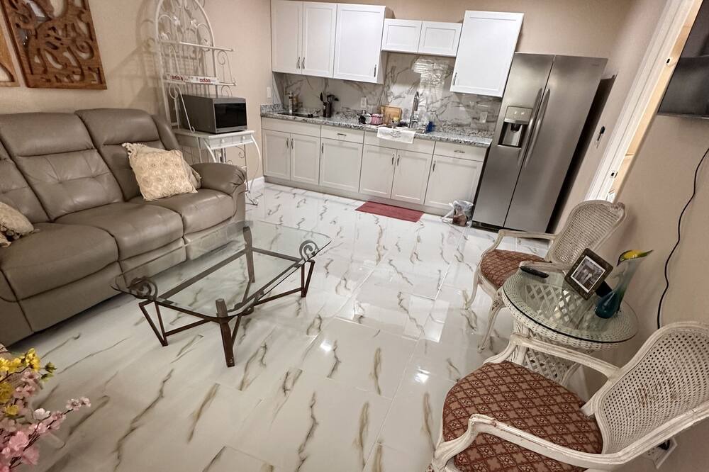 Photo of Livingroom in Briarforest