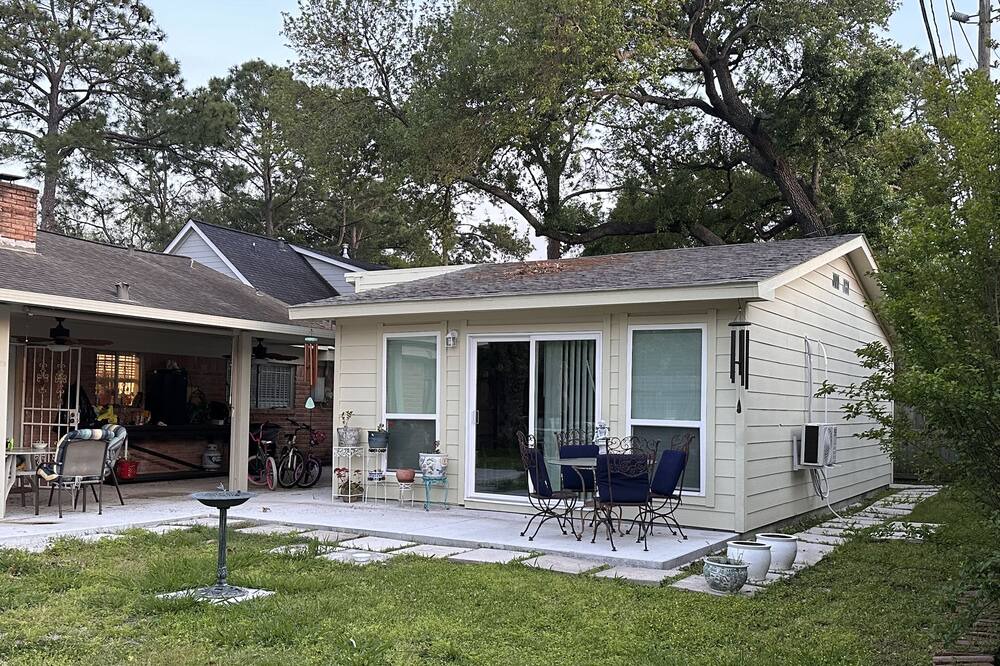 Photo of Outdoor in Briarforest