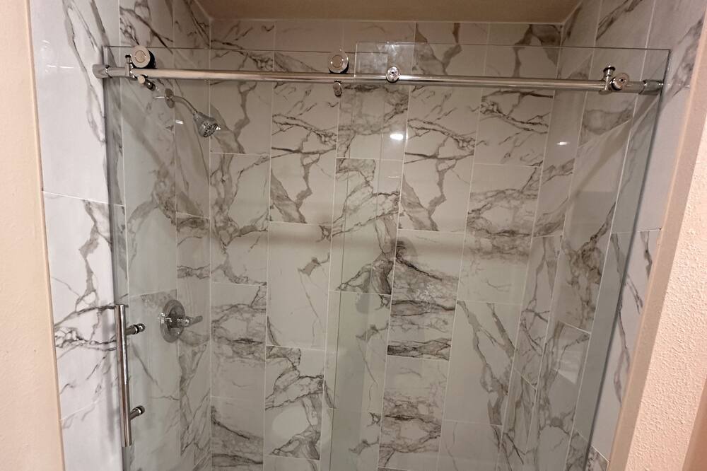 Photo of Bathroom in Briarforest