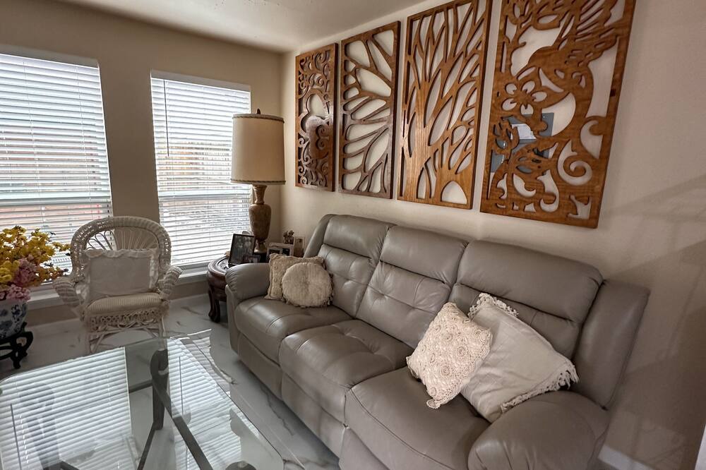 Photo of Livingroom in Briarforest