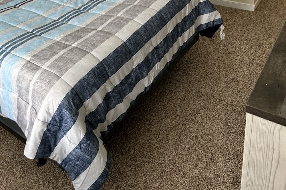 Photo of Bedroom in Midlothian